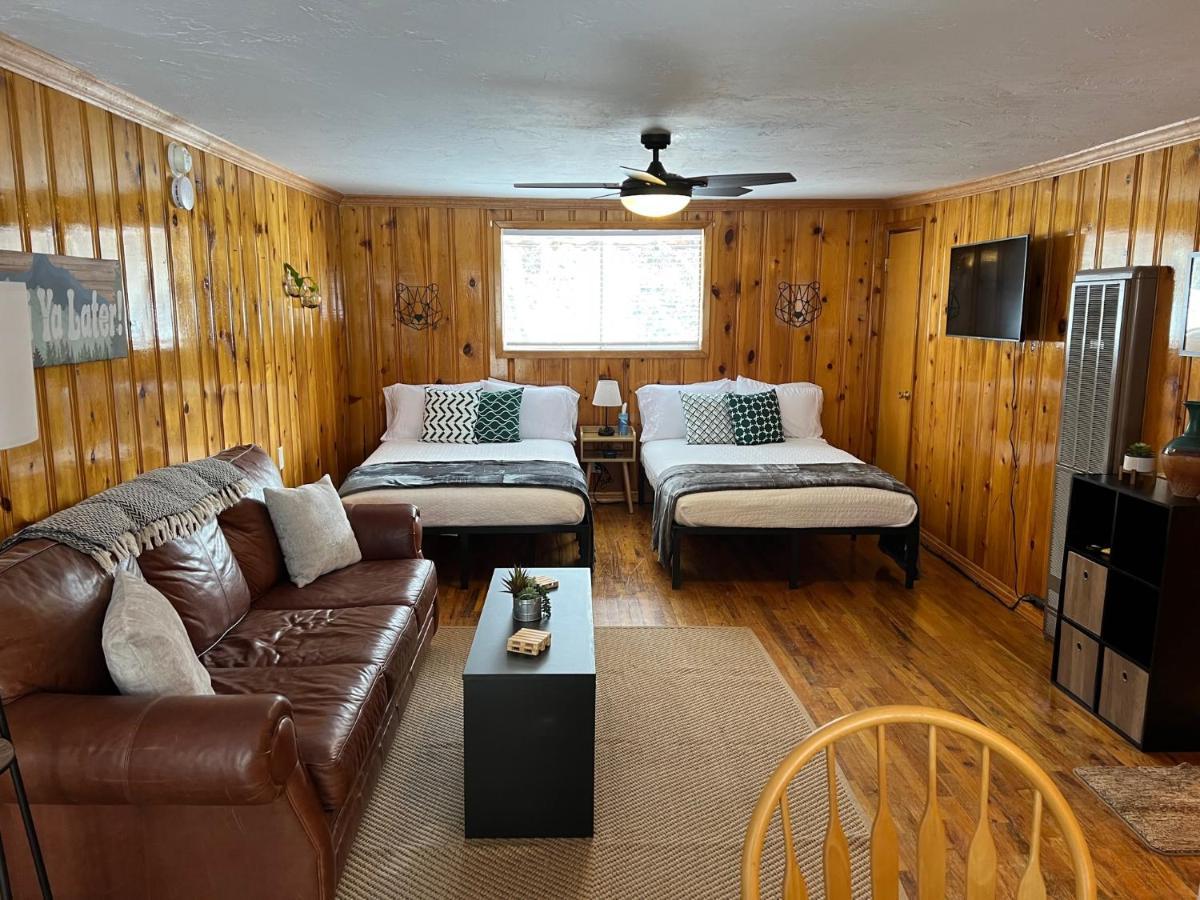 Mountain View Lodge เรดริเวอร์ ภายนอก รูปภาพ