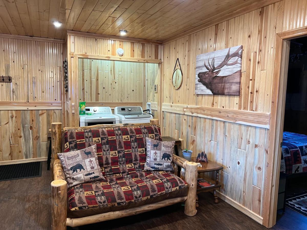 Mountain View Lodge เรดริเวอร์ ภายนอก รูปภาพ