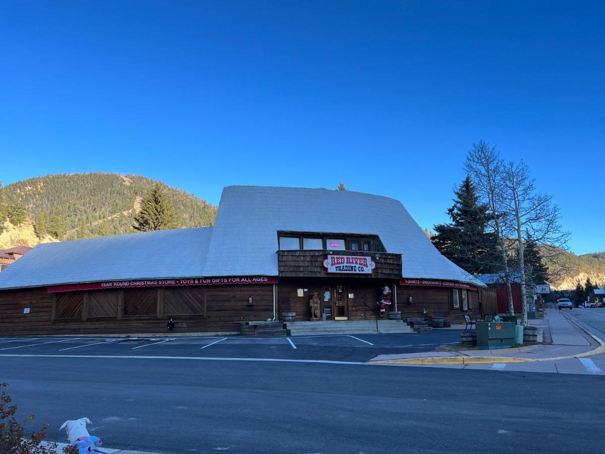 Mountain View Lodge เรดริเวอร์ ภายนอก รูปภาพ
